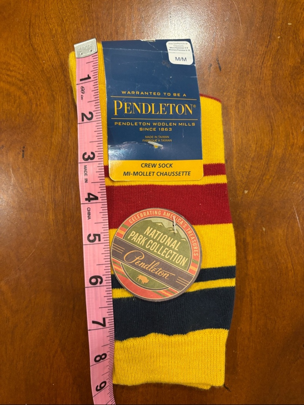 Pendleton Men’s & Women’s Yellowstone National Parks Crew Striped Socks. NWT - Picture 6 of 9